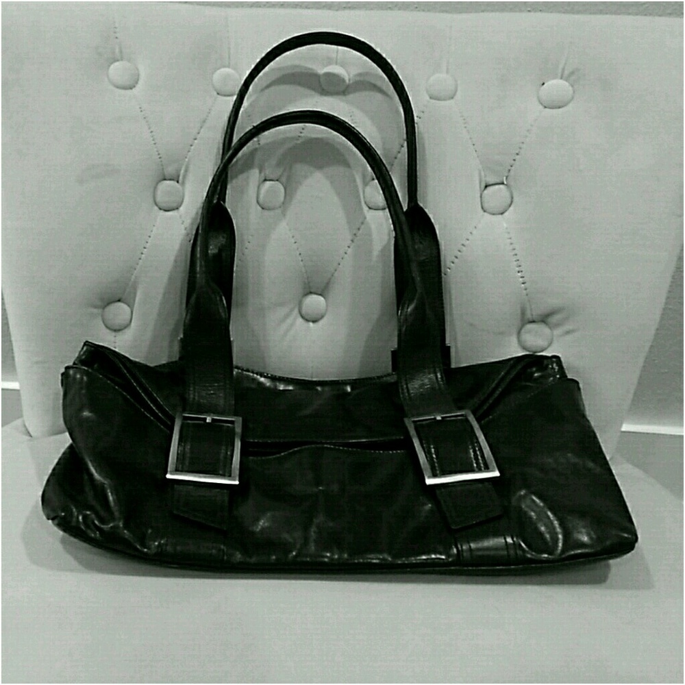 Kenneth Cole New York genuine leather purse